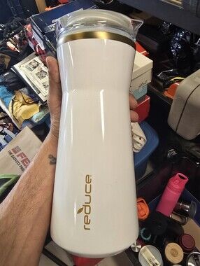 Reduce Party Pitcher Insulated 34oz White Keeps Drinks Cold 30hrs New- No Box